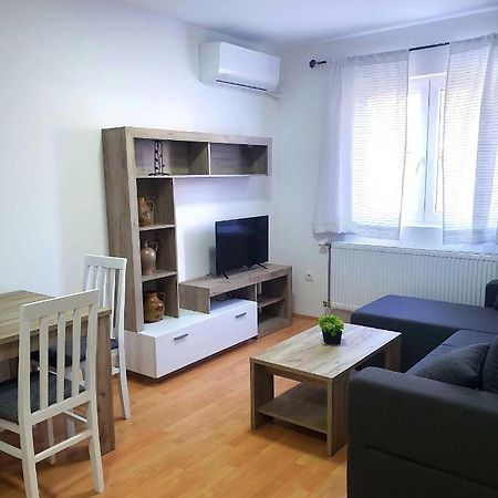Aster Apartments Belgrade Extérieur photo