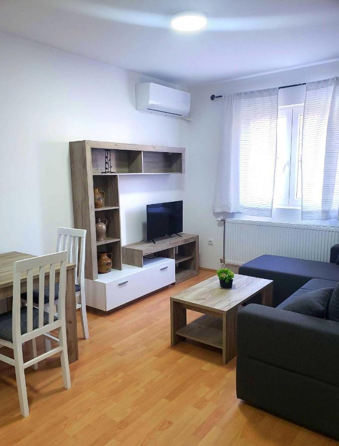 Aster Apartments Belgrade Extérieur photo